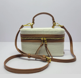 YARA | Bandolera con diseño atemporal