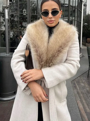 ABRIGO LANA SOLAPA EFECTO PELO