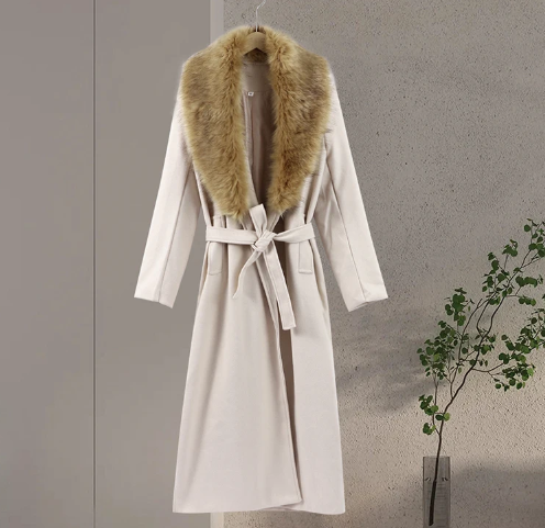 ABRIGO LANA SOLAPA EFECTO PELO