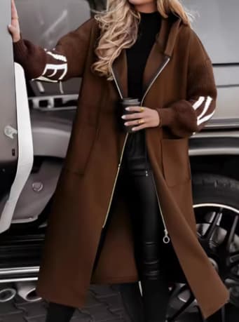 EMPIRE | Abrigo largo punto grueso con capucha