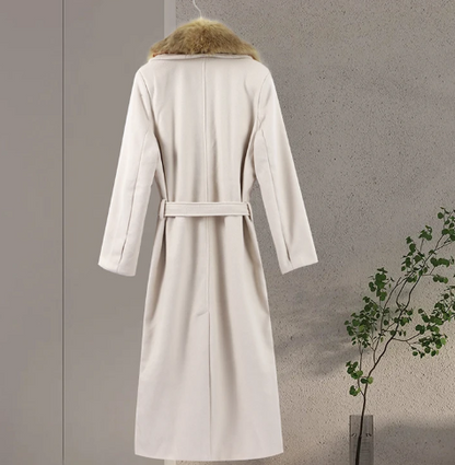 ABRIGO LANA SOLAPA EFECTO PELO