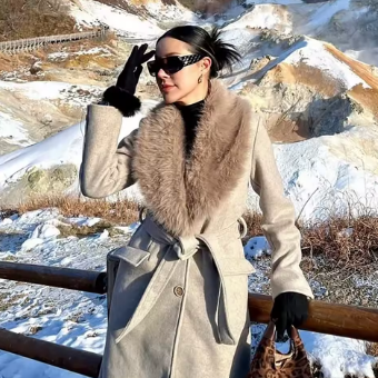 ABRIGO LANA SOLAPA EFECTO PELO