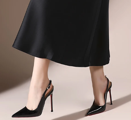 VIXEN | Stilettos charol con tobillera ajustable