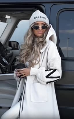 EMPIRE | Abrigo largo punto grueso con capucha