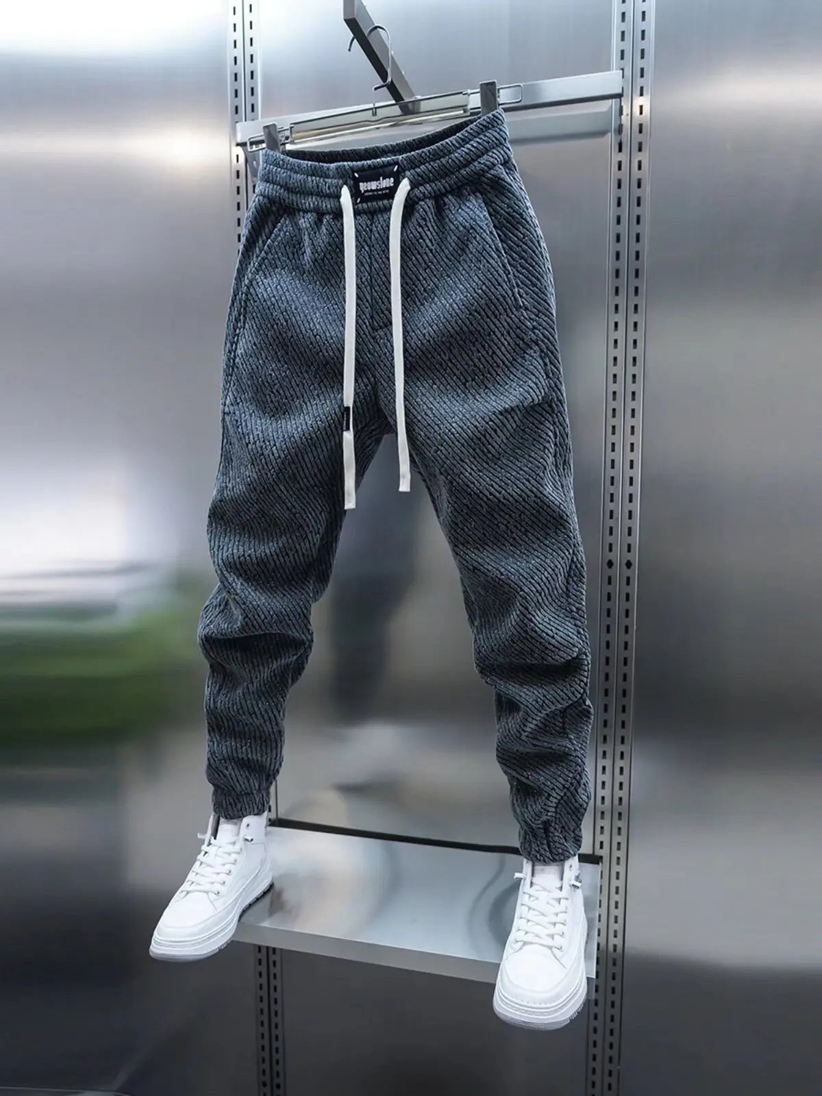 LEON | Jogger urbano