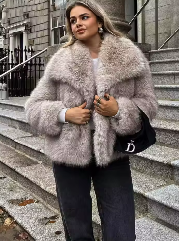 ENIGMA | Faux fur coat with large lapel