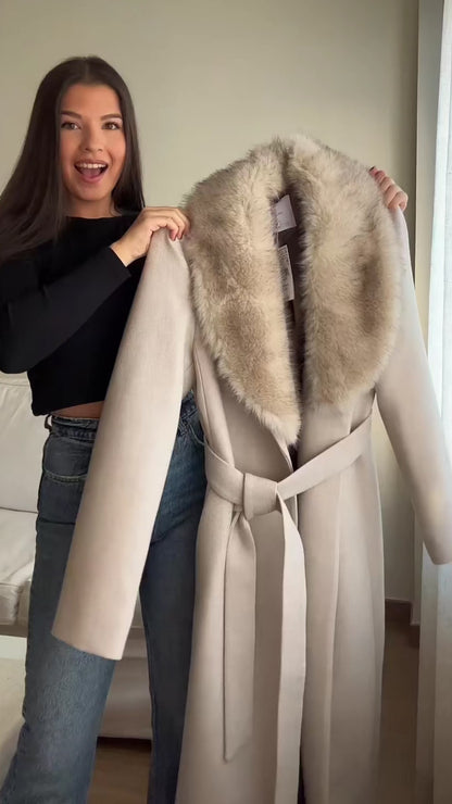 ABRIGO LANA SOLAPA EFECTO PELO